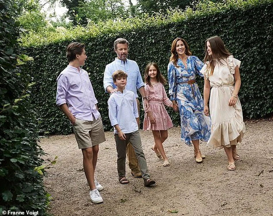 
    Copiii Prinţului Frederik al Danemarcei  
