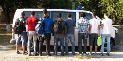 Migranţii au trecut ilegal frontiera din Serbia în România