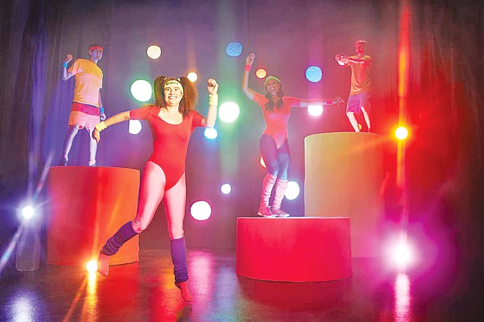 Carrie Sweidecki, din Bakersfield, a dansat încontinuu timp de peste 15 ore