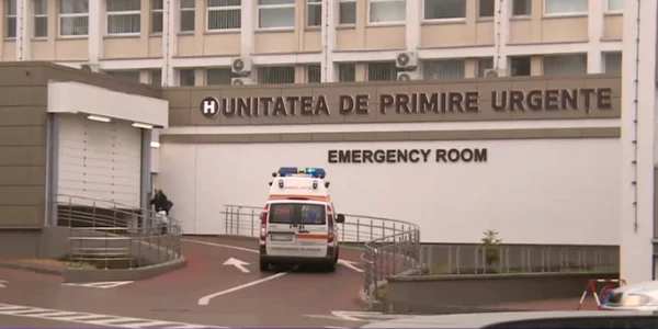 ambulanta care i a transportat la spital pe betivi