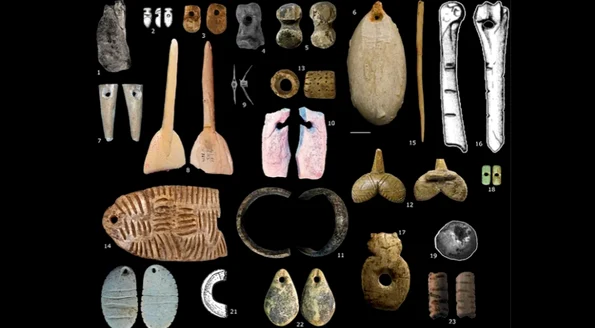 Studiul bijuteriilor preistorice dezvăluie existenţa a 9 culturi distincte pe teritoriul Europei în Epoca de Piatră  FOTO J  Baker et al via Livescience com png