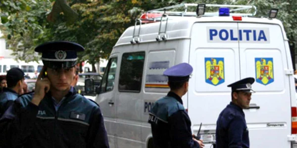 Peste 500 poliţişti au luat parte la acţiunea din weekend