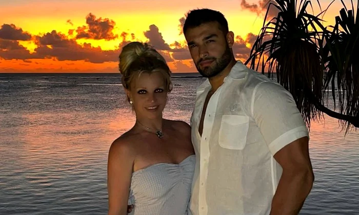 britney spears insarcinata din nou si sam asghari parinti jpg