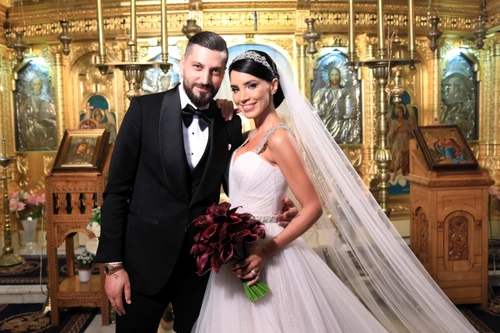 4 adelina pestritu liciteaza rochia de mireasa 3 jpg jpeg