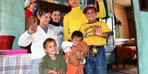 ajutoare orfani ruja 26