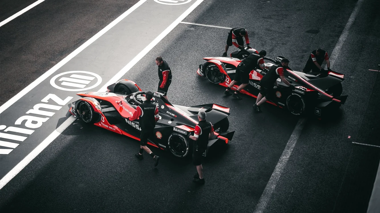 Piloti Formula 1 sursa www pexels com (1) jpg