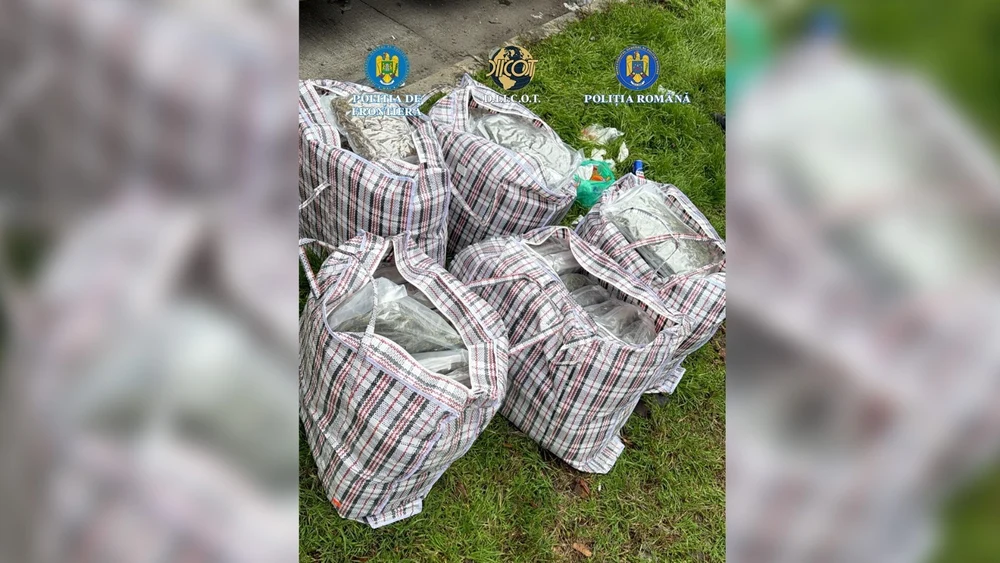 Cetăţean turc arestat după ce a fost prins în flagrant cu 37 de kilograme de canabis la vamă