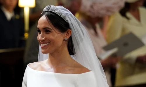 Meghan Markle s a situat pe locul doi în tp datorită rochiei de mireasă, însă nu a reuşit să o învingă pe Kate Middleton jpeg