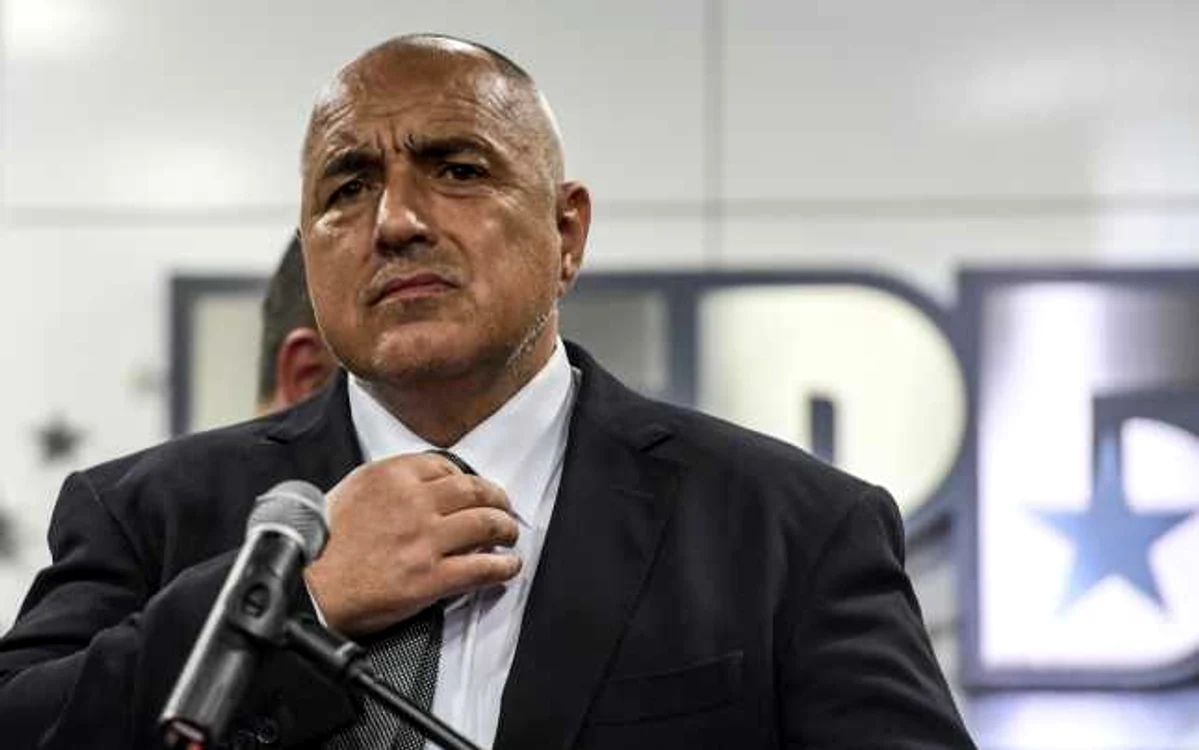 
    Boiko Boriswov, premierul Bulgariei, se află în centrul unui scandal, după ce în dormitorul său au fost găsite sume mari de bani și armefoto: EPA  