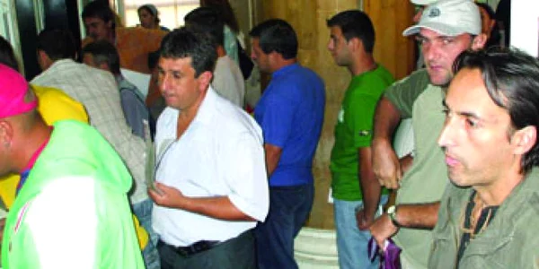 Maşinile second hand rămân în top