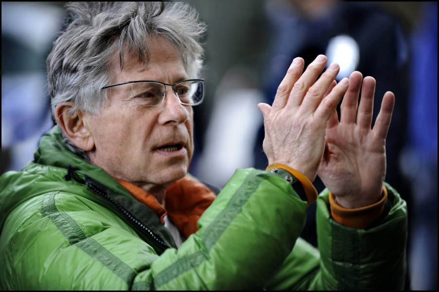 Acuzaţii de agresiune sexuală. Roman Polanski va fi judecat pentru defăimare, marţi, la Paris