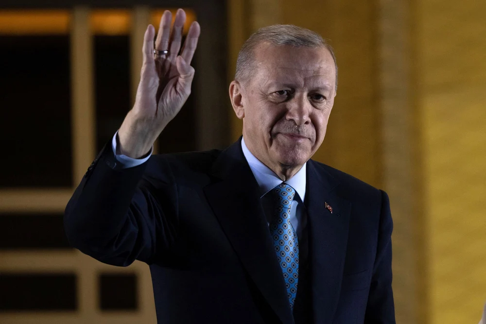 Controverse în jurul motivului pentru care preşedintele turc Recep Erdogan şi-a amânat vizita în Abu Dhabi. Mesajul publicat şi şters apoi rapid