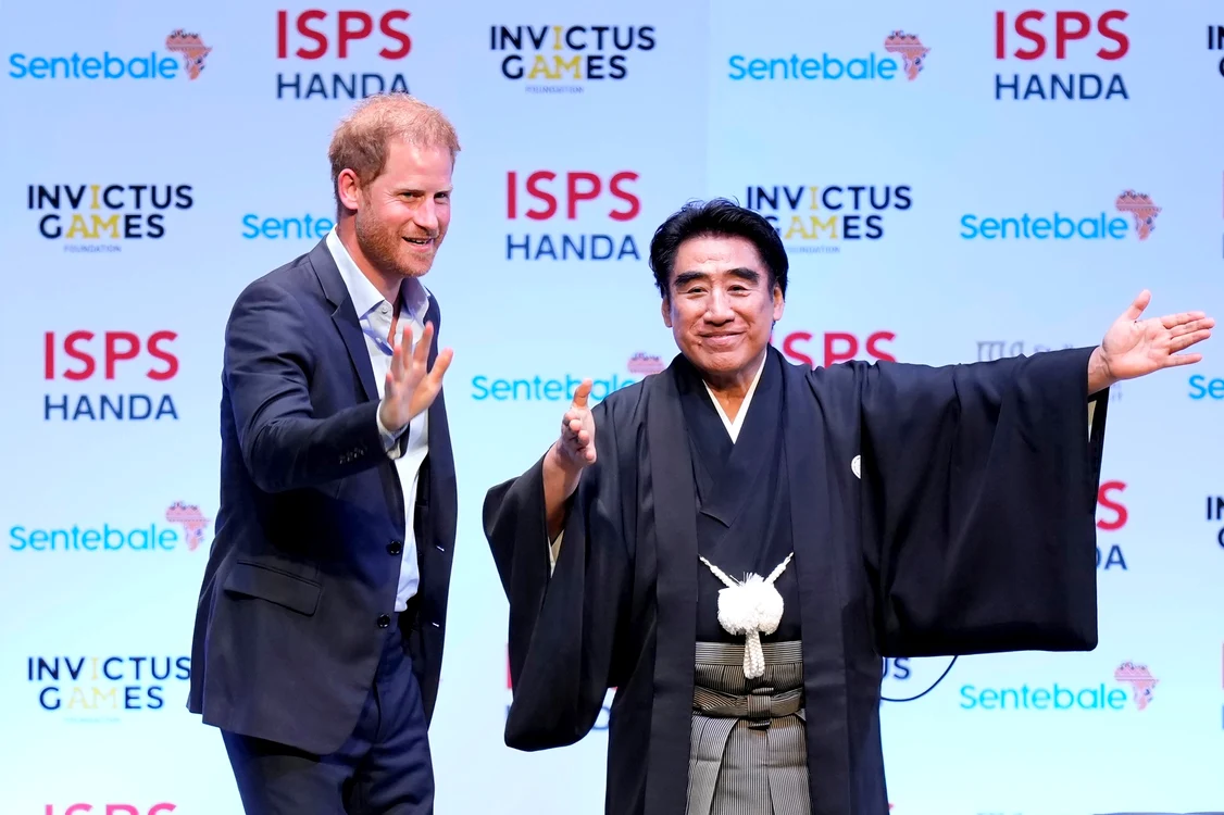 Prințul Harry e în Japonia (3) jpg