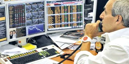 Imediat după anunţul fals al retrogradării Franţei, investitorii au vândut masiv obligaţiuni franceze