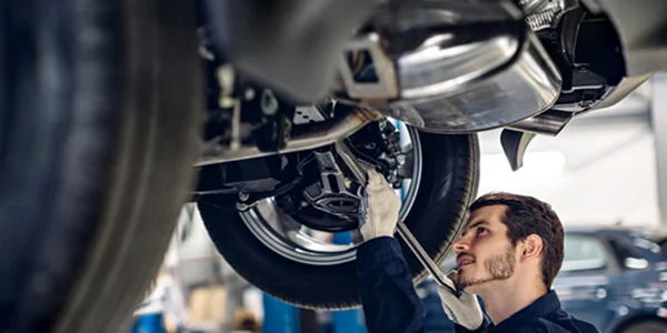 mecanic auto adobestock jpg