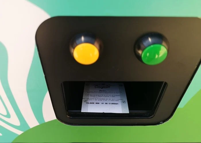 În urma reciclării deșeurilor, localnicii din Ciugud primesc CIUGUbani, o recompensă virtuală care poate fi convertită în bani realiSursa foto: Primăria Ciugud/Facebook