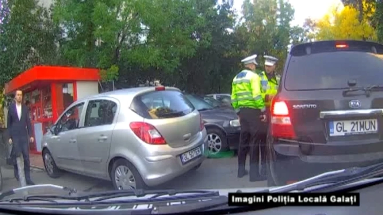 
    Şoferul conducea un autoturism de teren când a fost oprit de agenţii de poliţiecaptură Pro Tv  