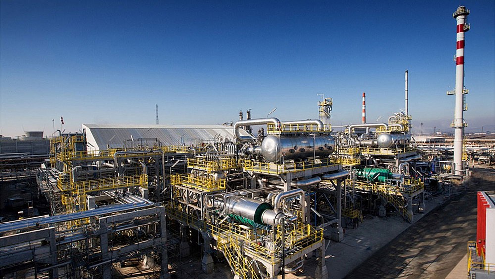 Președintele Bulgariei a respins legea de confiscare a rafinăriei Lukoil