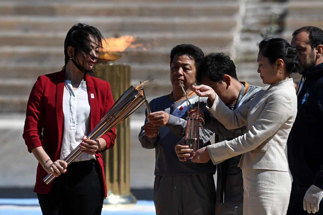 Flacăra Olimpică a fost predată japonezilorFoto: Guliver / GettyImages