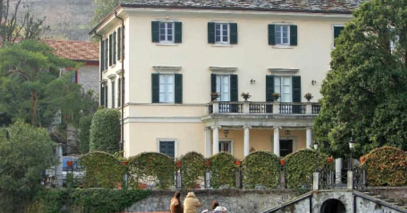 Casa lui Clooney de pe malul lacului Como valorează 26 de milioane de euro