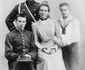 Prințesa Zinaida Nikolaevna Yusupova cu soțul ei, Contele Felix Sumarokov Elston Yusupov, și fiii lor, Prințul Nicolai și Prințul Felix. FOTO: Profimedia