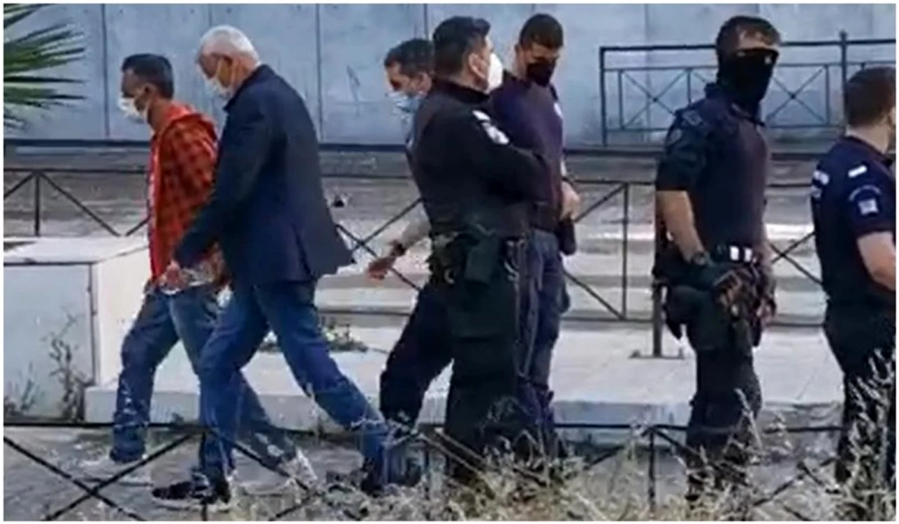 Sorin Oprescu a fost adus la tribunal alături de alți inculpați. Foto: captură antena3.ro