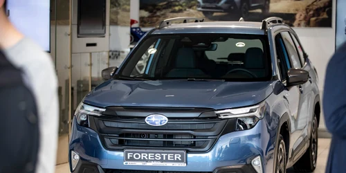 SUBARU   Forester  24 jpg