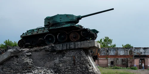 Monument avariat al unui tanc sovietic in Trostianeț, Ucraina, 2 iunie 2022 GettyImages 1241062689 jpg