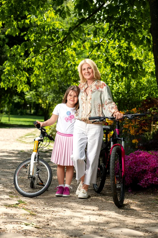 Alessandra Stoicescu și Sara Foto OK Magazine/Sorin Stana