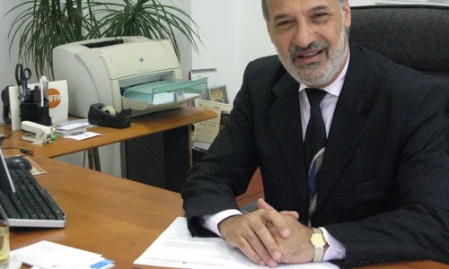 "Gestul de a veni în întâmpinarea celuilalt, în căutarea lui, reprezintă un nivel mai profund al dezvoltării” jpeg