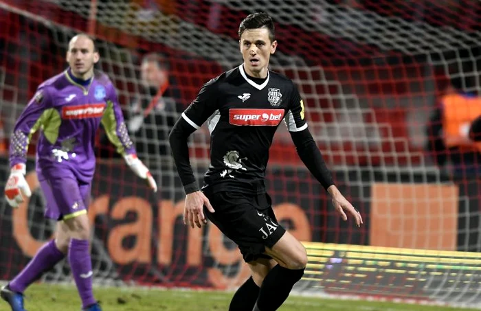 
    Florin Gardos a fost titular la Poli IasiFOTO: Sportpictures.eu  