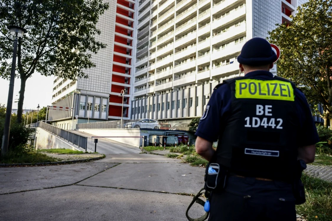 Bloc din Berlin vizat de raidurile anti-Hammerskins FOTO EPA-EFE