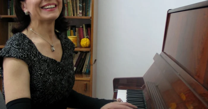 Domnica Dologa este o fire sensibilă și melancolică