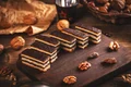 Prajitura cu nuci si ciocolata  Sursa foto shutterstock 1867028500 jpg