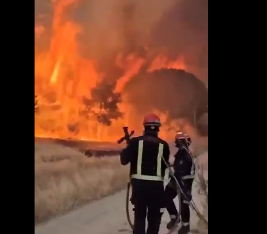Incendii devastatoare în Europa. FOTO: Captură Video / X