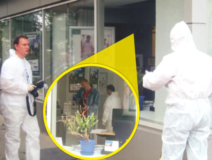 
    Echipa de criminalişti  a prelevat probe  de la locul jafului  