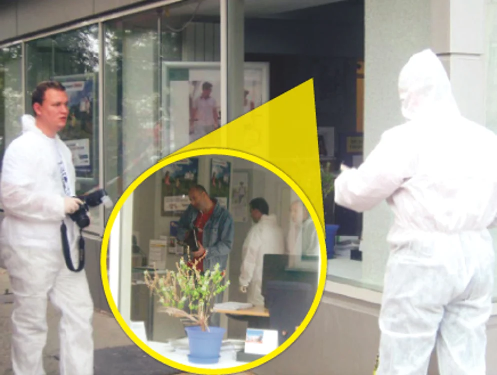Echipa de criminalişti a prelevat probe de la locul jafului