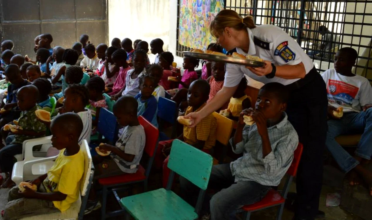 Încă din 2004, Poliţia Română participă în Haiti la misiuni de menţinere a păcii FOTO Poliţia Română