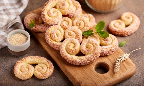 Palmieri dulci  Sursa foto shutterstock 2124594305 jpg