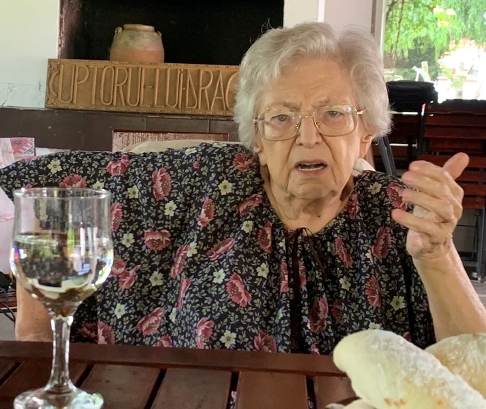 
    Draga Olteanu Matei a cucerit publicul cu roluri în peste 90 de filme, 100 de producţii de televiziune şi 50 de piese de teatrufoto: TVR  