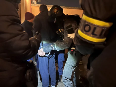 Peste 150 de poliţişti din Ungaria au participat la operaţiune. Foto: Police.hu