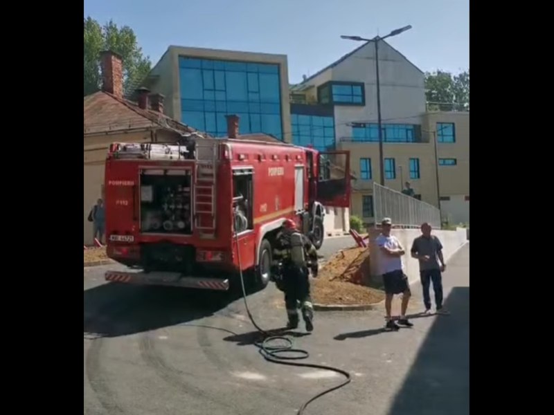Incendiu la Secția de Psihiatrie din Cluj-Napoca. Aproximativ 20 de persoane, evacuate