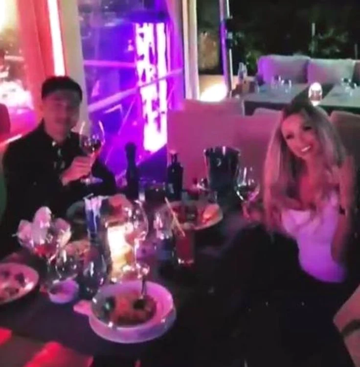 
    Bianca Drăguşanu a luat cina în compania unui om de afaceri chinezfoto: captură video Instagram  