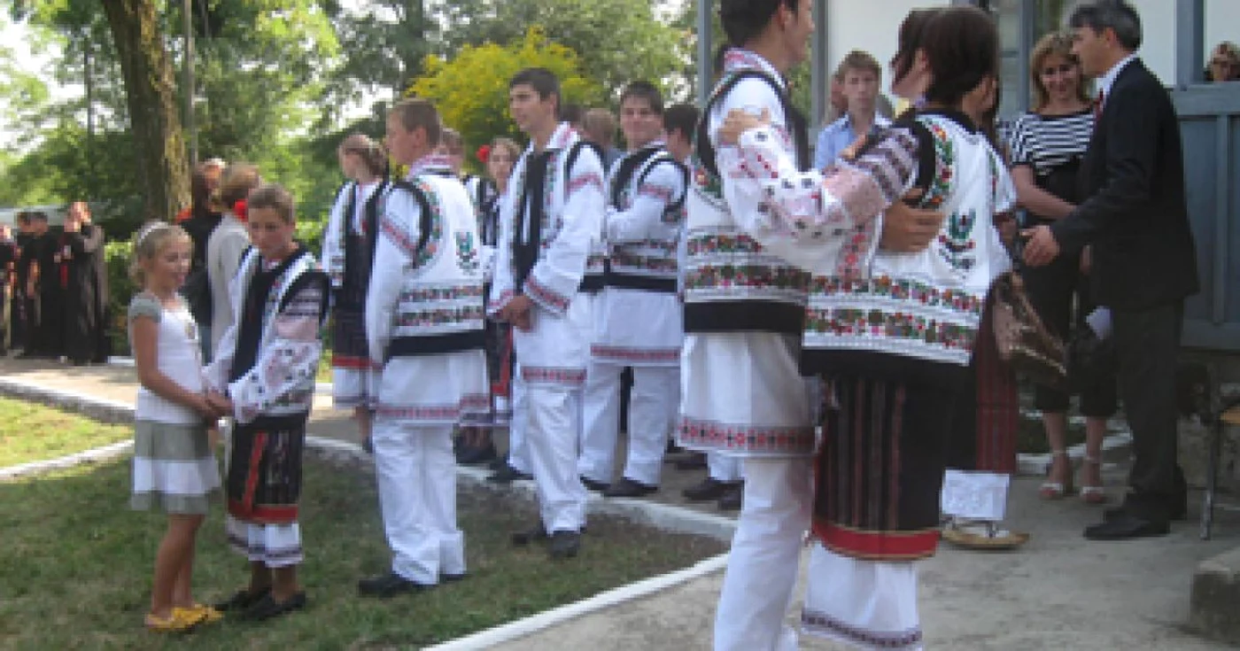 Botoşani: George Enescu, omagiat cu dansuri la Liveni