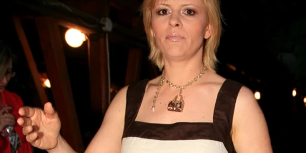 sanda ladosi