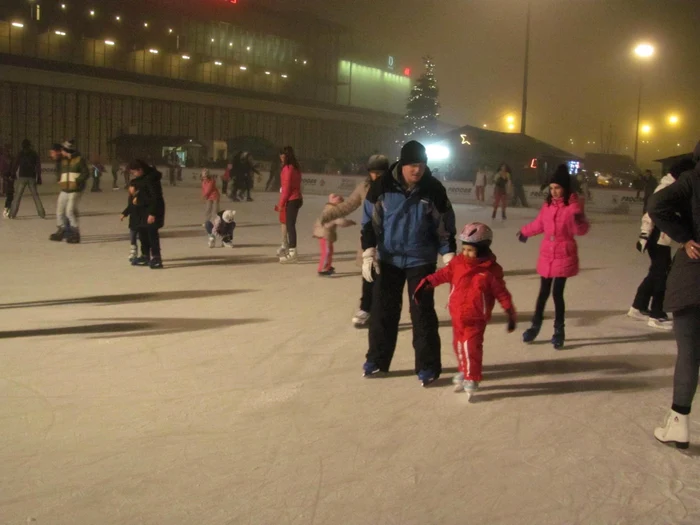 Patinoarul Ice Dream de la Iulius Mall