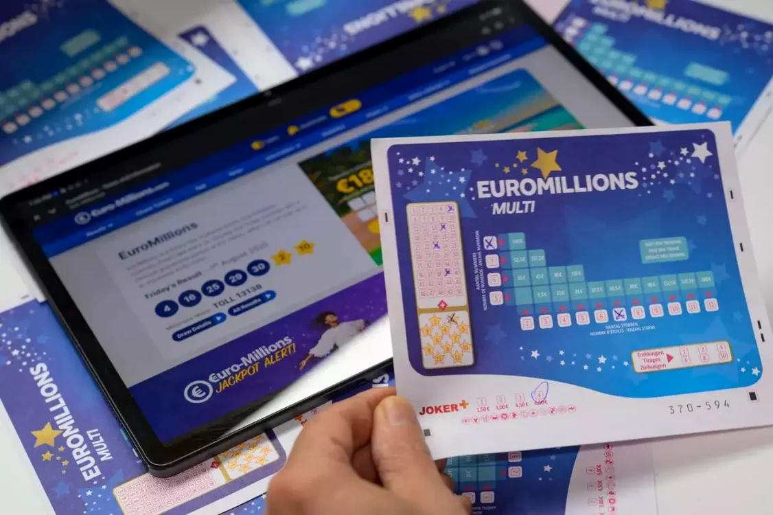 Un francez a câștigat 250 de milioane de euro, mega jackpot-ul loteriei.