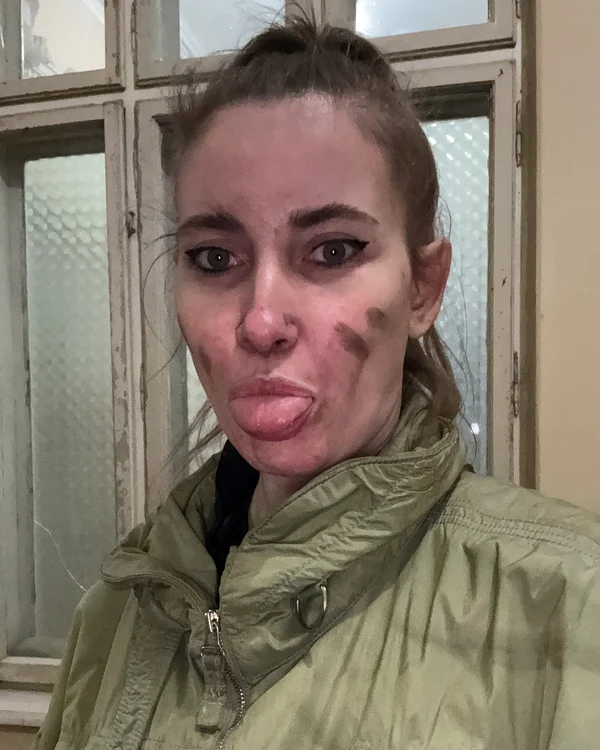 Iulia Albu, Facebook Iulia Albu jpg