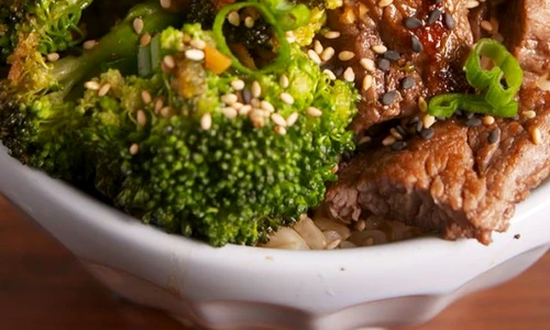 1 gallery 1516402734 delish beef and broccoli buddha bowls pinterest still003 jpg jpeg