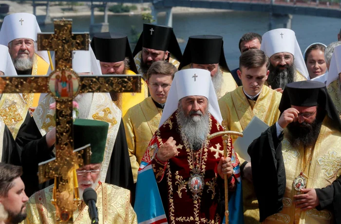 Peste 55.000 de ordodocşi ucraineni care se revendică de la Biserica Ortodoxă Rusă au defilat marţi în capitala Ucrainei  FOTO EPA-EFE